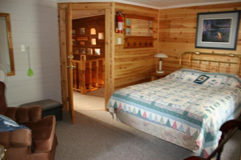 Sunny Rock Bed & Breakfast Minden Habitación foto